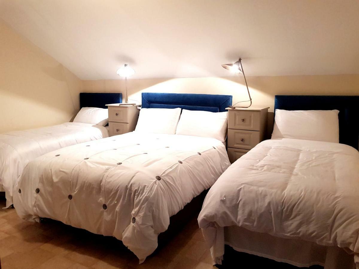 Ethan House Holiday Suites Кілларні Екстер'єр фото